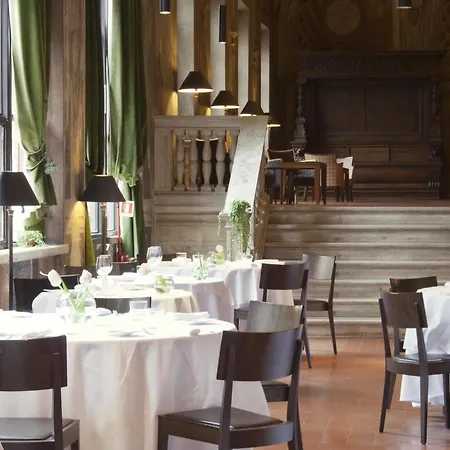 Columbus Hotell 4*
