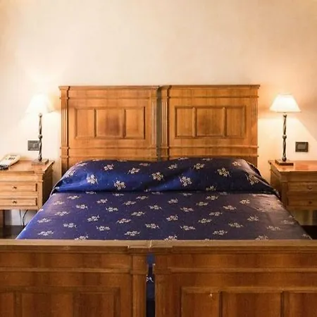 Hotell Columbus 4*